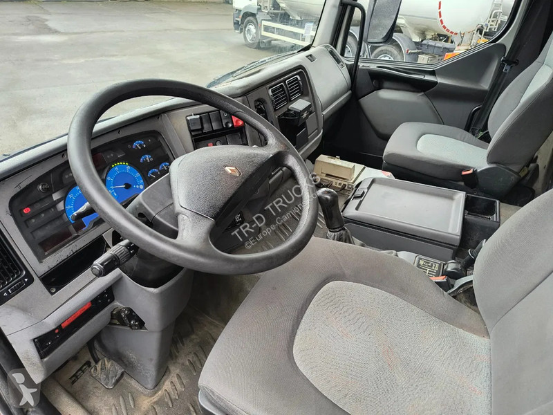 Camion Renault 270 13500L FUEL / CARBURANT...