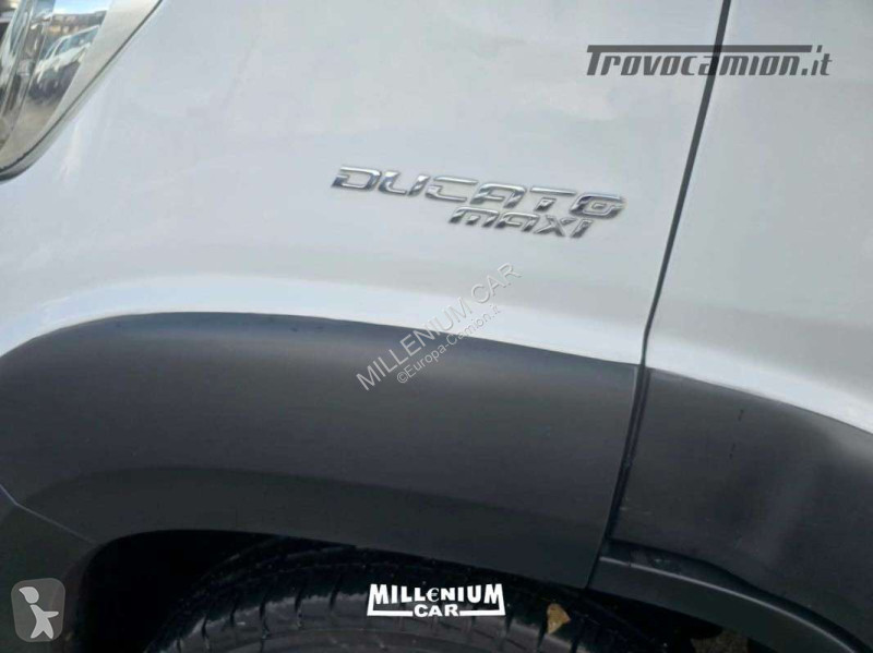 Véhicule utilitaire Fiat MAXI CASSONE 4,40 EURO 6