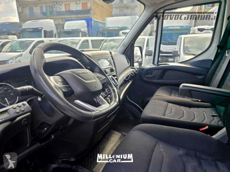 Veicolo commerciale Iveco 35-21 2019 CELLA 3,90...