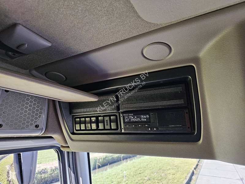 Kamion Renault D 240 AIRCO LIFT SIDE DOOR