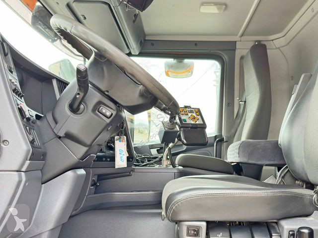 Vrachtwagen Scania 360 Kipper 4,10m *PK 11002 B...