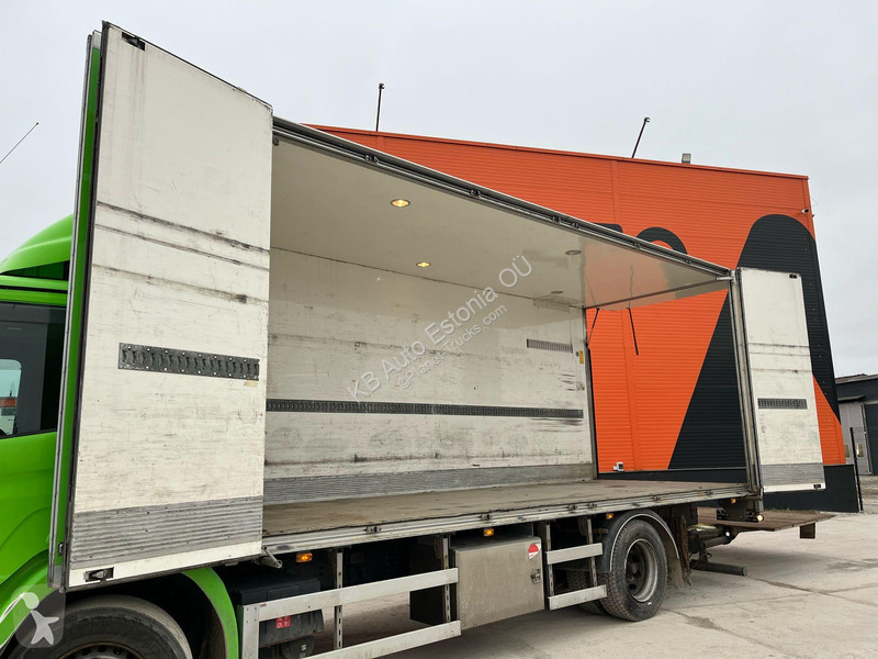 Kamion Scania P 230 4x2 BOX =6848 mm