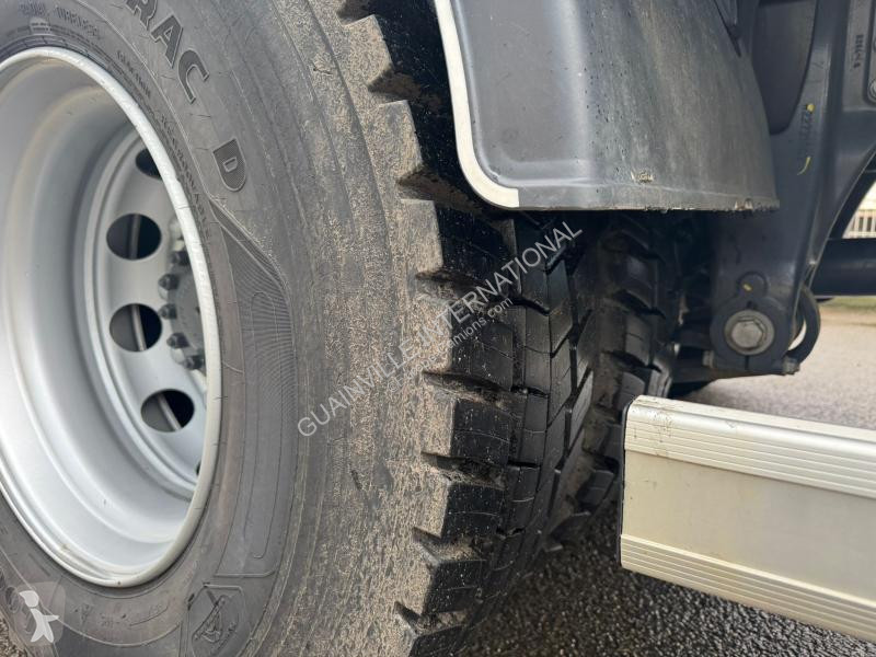 Camion Renault 320 DTI8 Gamme C