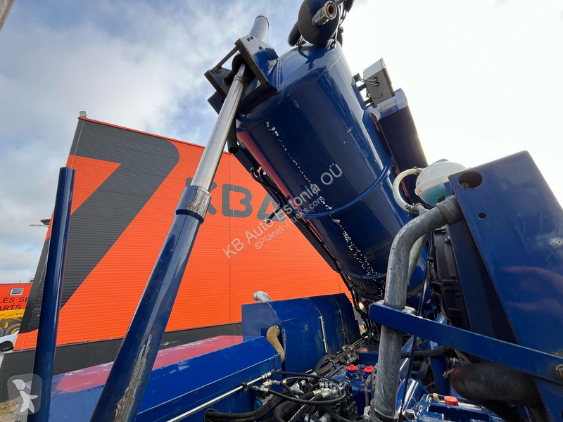 Kamion MAN 13.290 4x4 TANK 6500 l / VACUUM...