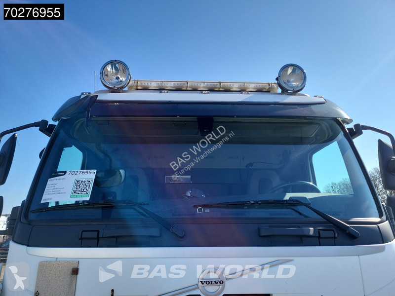 Kamion Volvo 450 6X2 HMF3220 K5 + Jib K5 Crane...