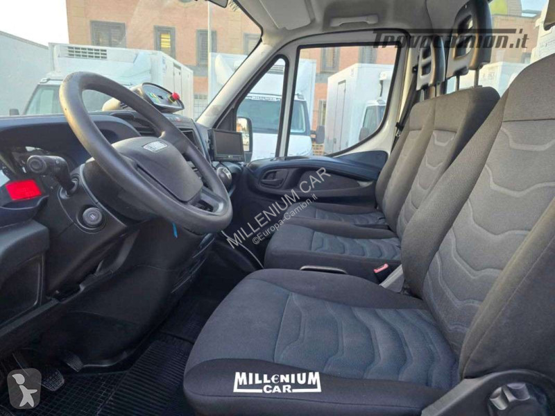 Utilaje pentru drumuri Iveco COMPATTATORE FARID...