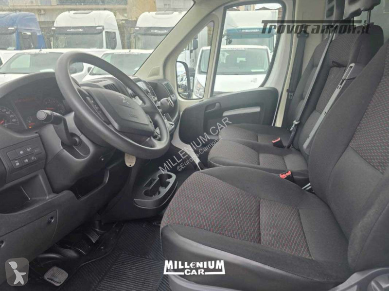 Veicolo commerciale Peugeot 2021 FURGONE 4,40...