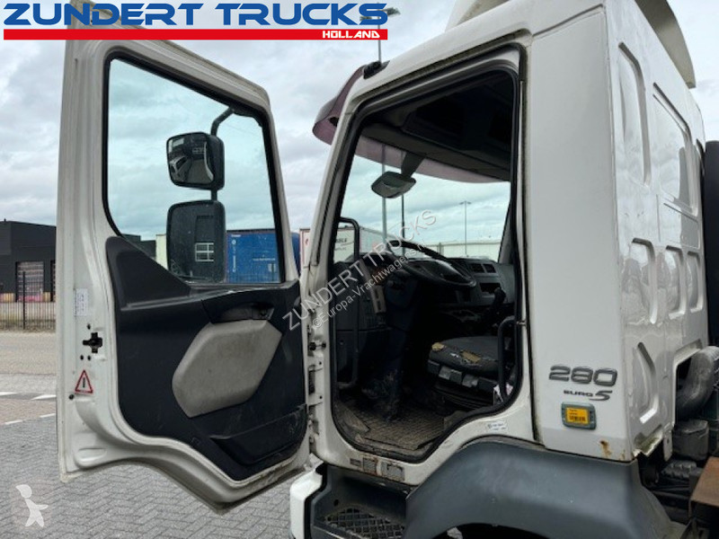 Camion Volvo 280, PESCI KRAAN,