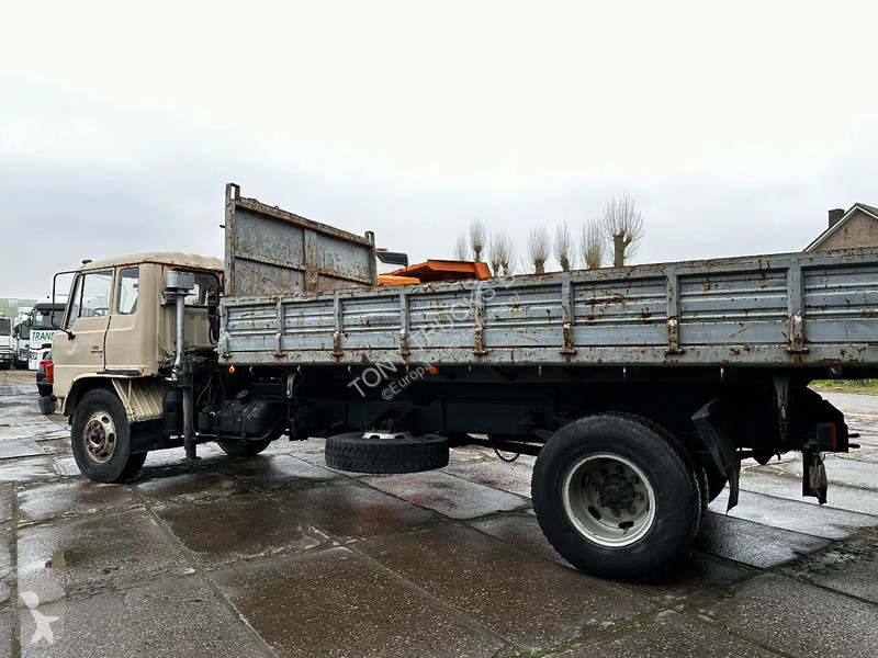 Camion Toyota HINO 14T 4X2 Tipper+Crane Hiab...