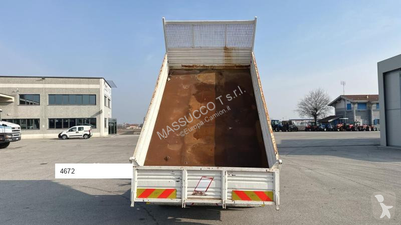 Camion Isuzu NQR75