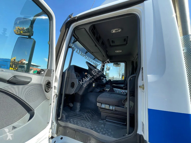 Camion Mercedes 2631 MP2 V6 Long Chassis 6x4...