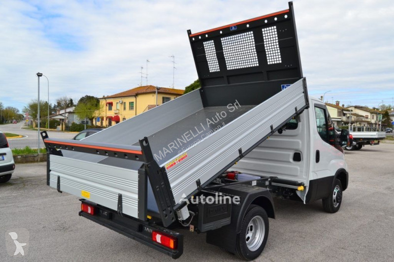 Furgoneta Iveco 35C14 2.3