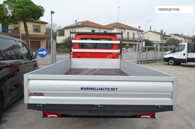 Veicolo commerciale Iveco DAILY 35C13