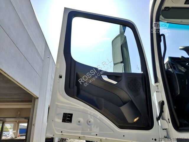 Camión Mercedes 4148 K 8x4/4