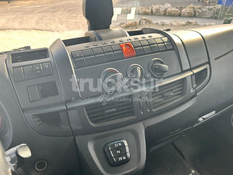 Camion Iveco  EUROCARGO ML160-250