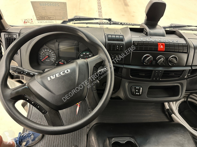 Camion Iveco 120E25