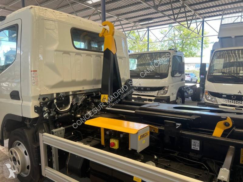 Camion Mitsubishi Fuso