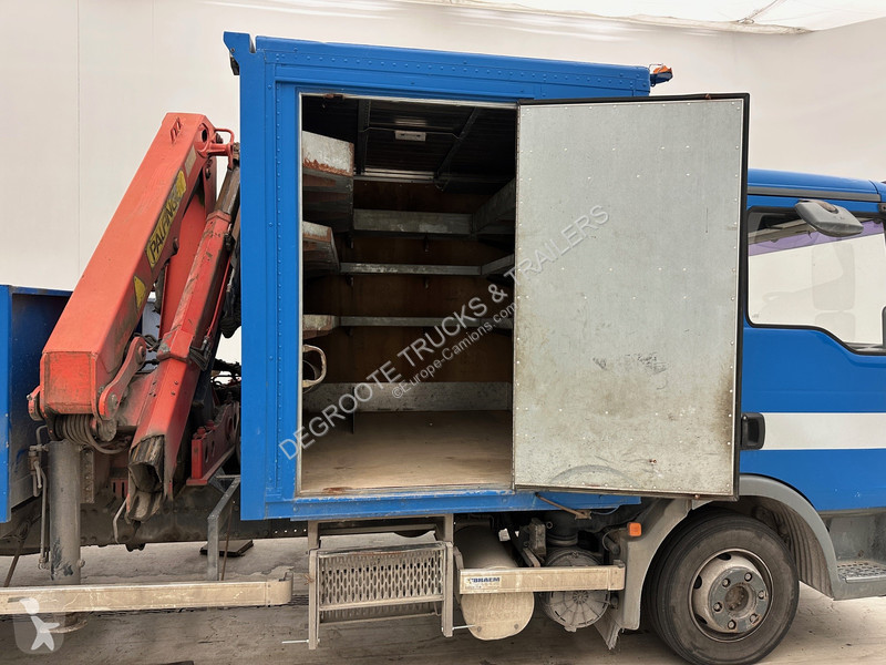 Vrachtwagen MAN 11.180