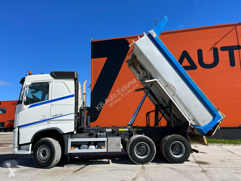 Kamion Volvo 6x4 RETARDER / TANDEM AXLE LIFT /...