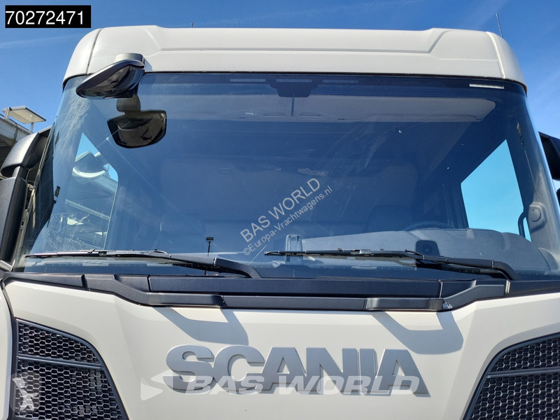 Kamion Scania R410 6X2 amberet Carrier Supra...