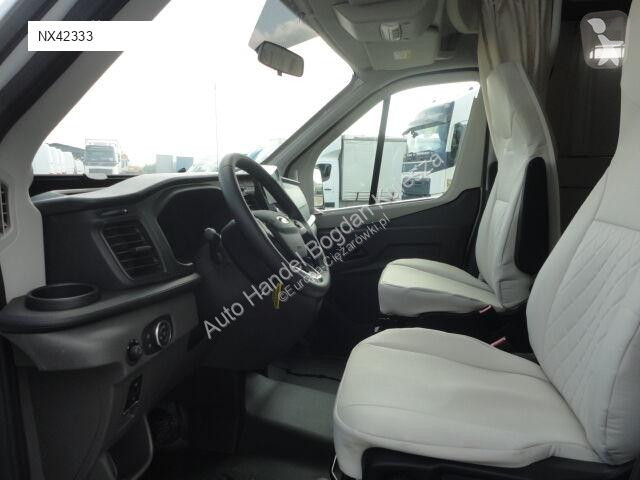 Véhicule utilitaire Ford Itineo PS700