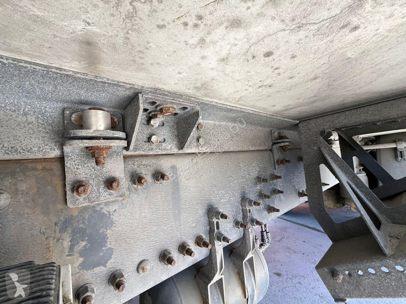 Kamion Volvo FH 460 6x2*4 FOR SALE AS CHASSIS /...