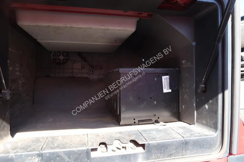 Kamion Volvo 520  - 8x4 R - Ketting systeem