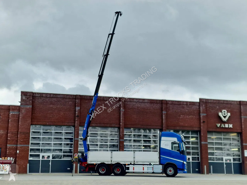 Kamion Volvo 13540 Globetrotter 6x4 - HMF 1920K...