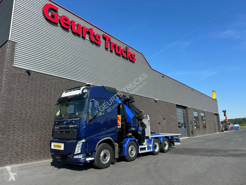 Camion Volvo 8X4 TREKKER / BAKWAGEN MET...