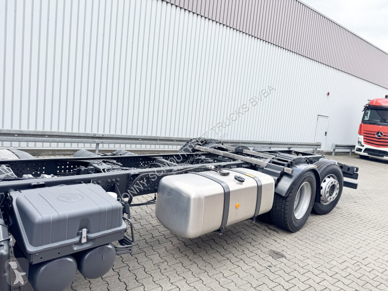 Camion Mercedes Actros 2548 L 6x2 Actros 2548 L...