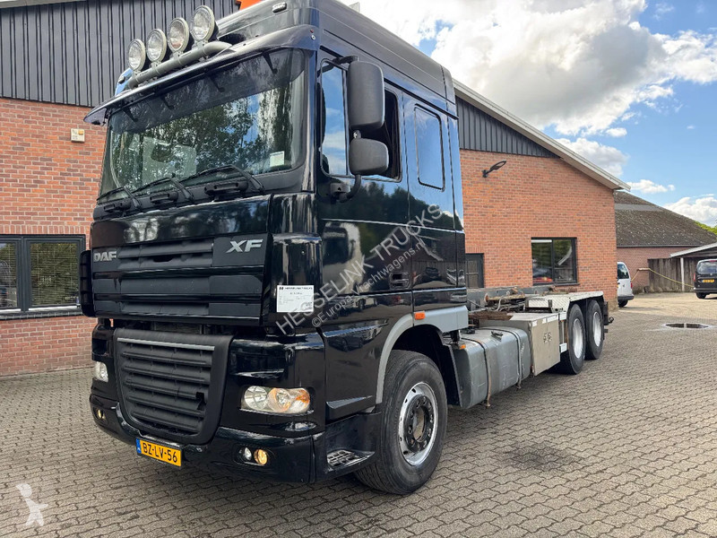 Kamion DAF 105460 6X2 Space Cab Manual 565.815KM