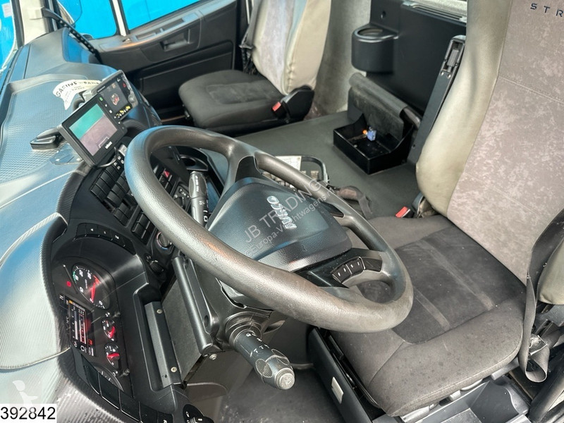 Camion Iveco X-Way 360 6x4, EURO 6. Palfinger,...