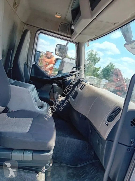 Kamion Renault 280 dxi - manual gearbox / steel...