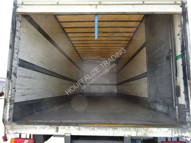 Kamion Renault 270 dxi - manual gearbox / steel...