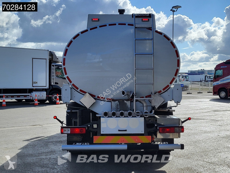 Camião Renault 380 4X4 14.000 Liter Fuel tanker...