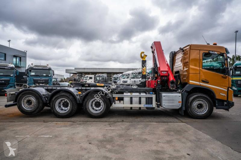 Camion Volvo 430-8x4+HMF 2820/6xhydr.