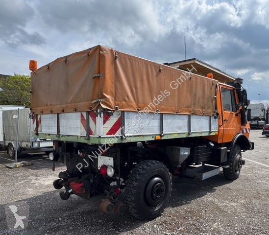 Gemeentevoertuig Unimog 1250L Zweiwege