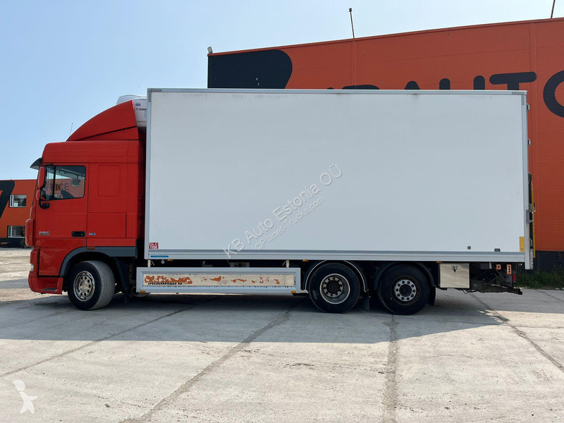 Camion DAF 105510 6x2 T-1200R / BOX L=7423 mm