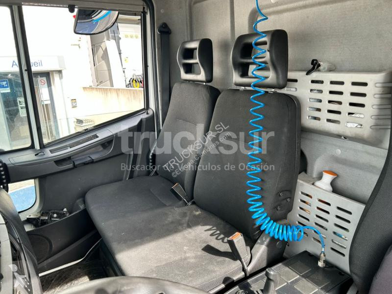 Camion Iveco  EUROCARGO ML160-250