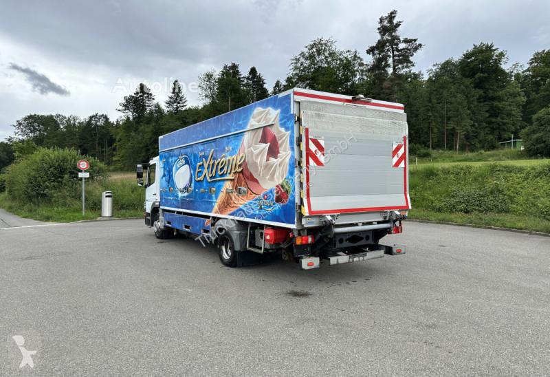 Kamion Mercedes 1022 Kühlkoffer mit HB