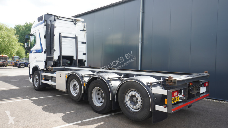 Camion Volvo FH  8X2 20 FT CONTAINER TRANSPORT...