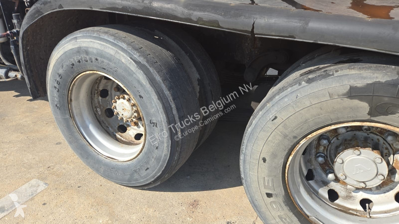 Camion Volvo 10 - 320 (10500L + 1500L / 10...
