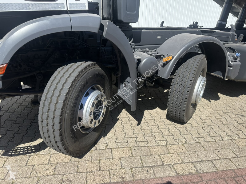 Kamion Mercedes Arocs 4142 K 8x4/4 Arocs...