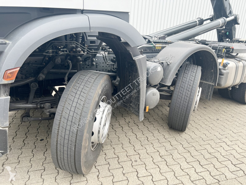 Kamion Mercedes Arocs 4142/48 8x4/4 Arocs...