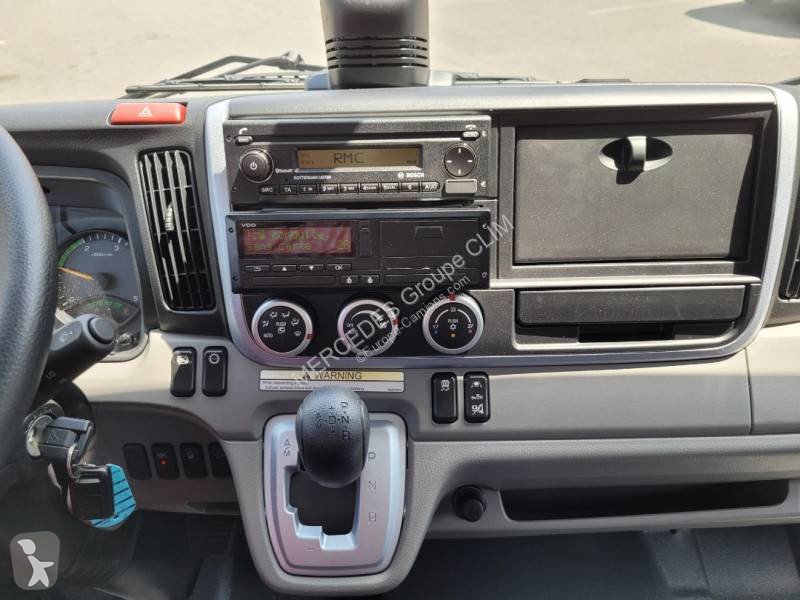 Camion Mitsubishi Fuso