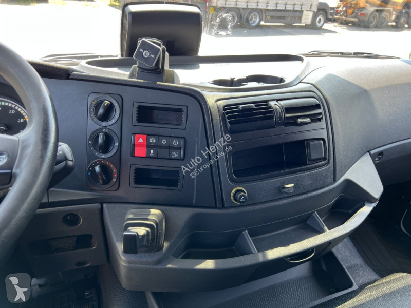 Kamion Mercedes Atego 1224 L  Kühlkoffer LBW...