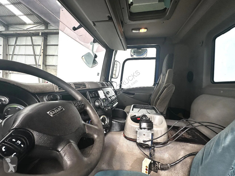 Camião DAF 360 - 10 roues / 10 reifen