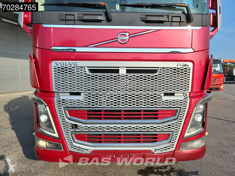 Camion Volvo 700 6X4 Full Air 20t Hook Xenon...