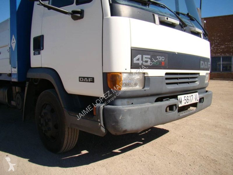 Camion DAF fa