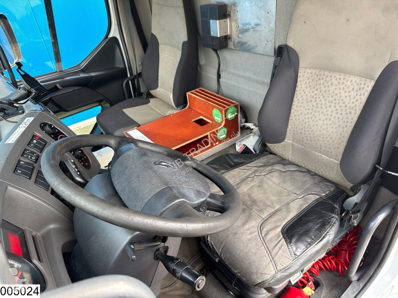 Kamion Renault 270 EURO 5, ADR, FUEL, 13.390...